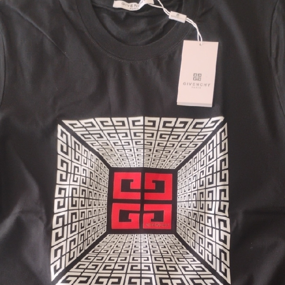 Givenchy Black Tee with Red and White Pattern - Picture 3 of 6